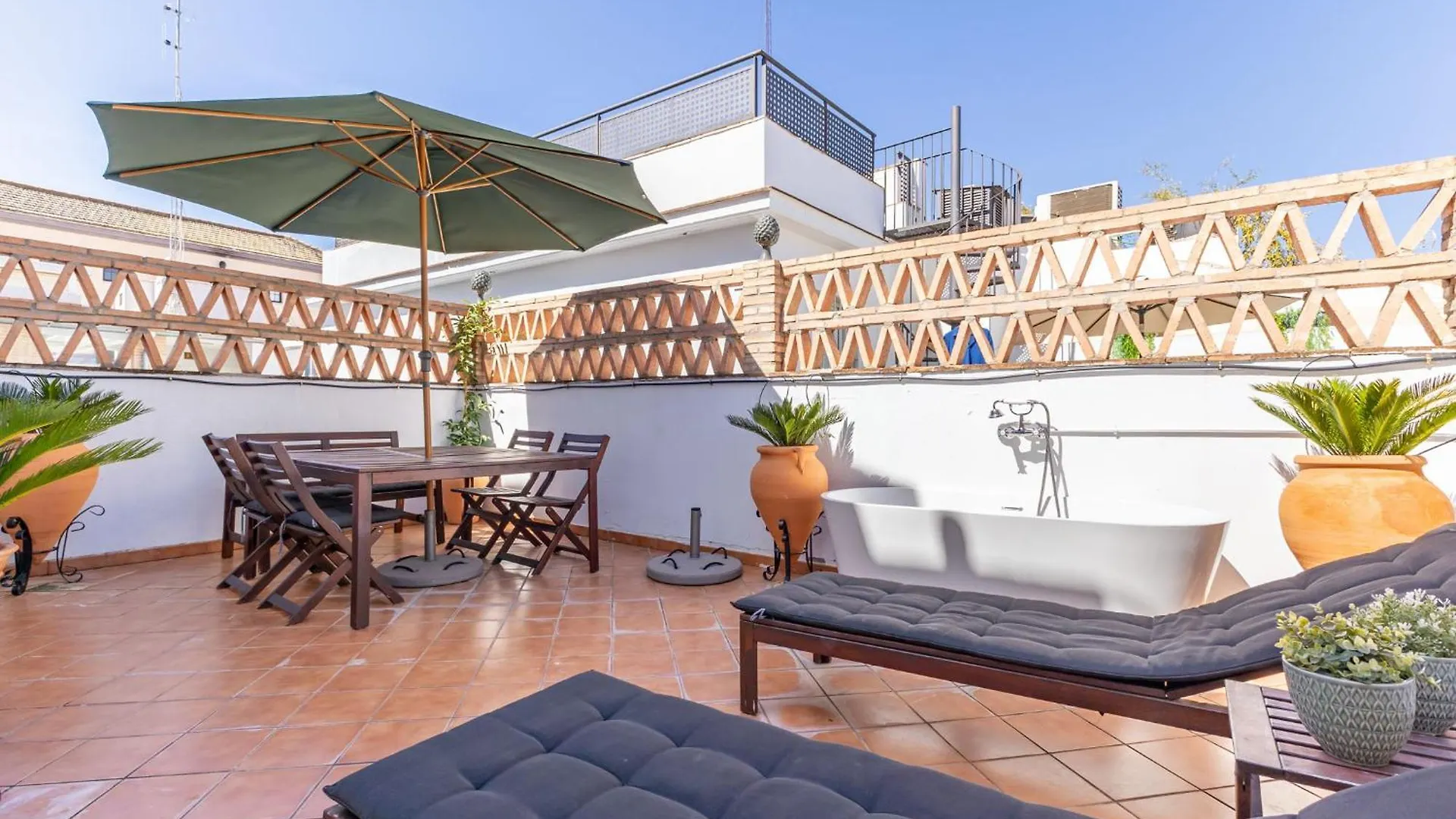 Ohliving Maestranza Apartment Seville